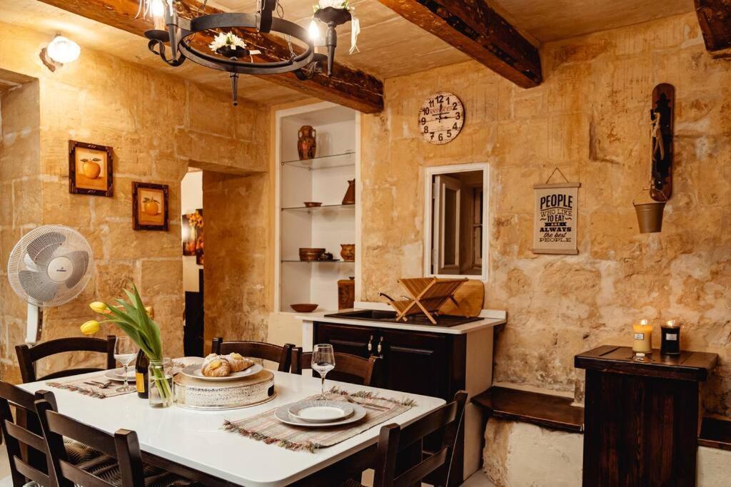 Enchanting 2Bdr Townhouse In Valletta Centre! Zewnętrze zdjęcie